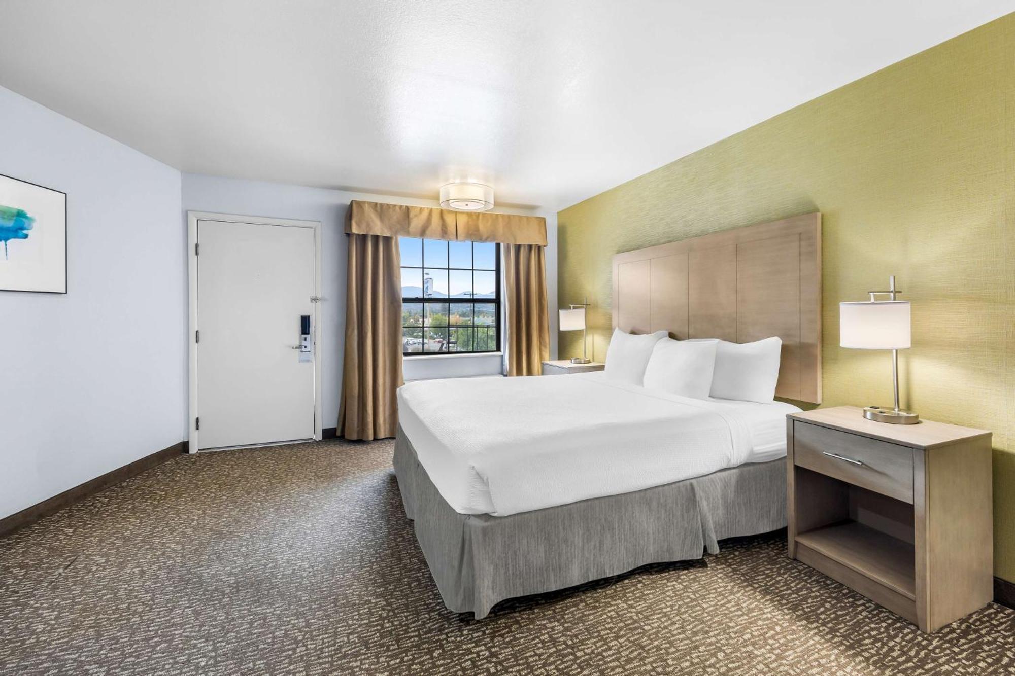 Western Hotel 3*